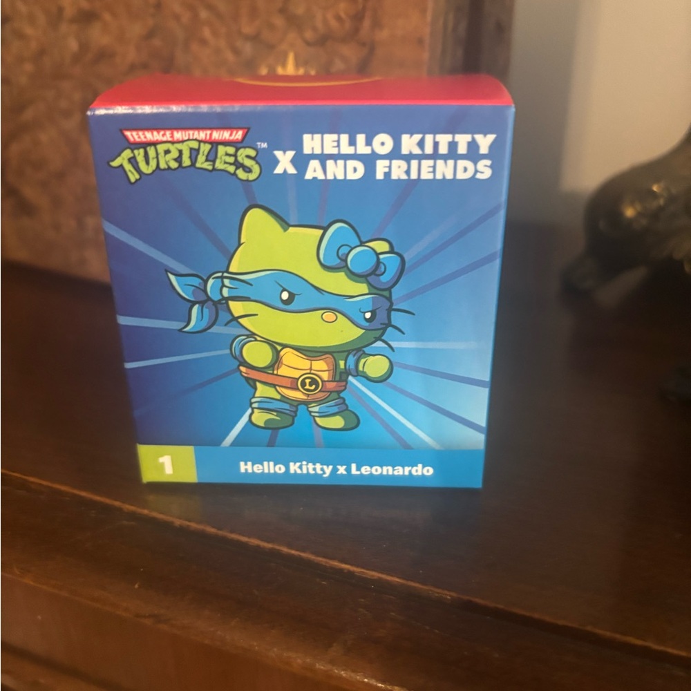 Hello Kitty x Friends Blue and Green Action Figure